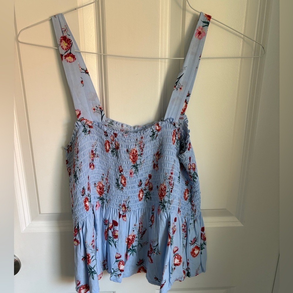 Mossimo Supply Co Light Blue Floral‎ Smocked Peplum Tank Top Size L
